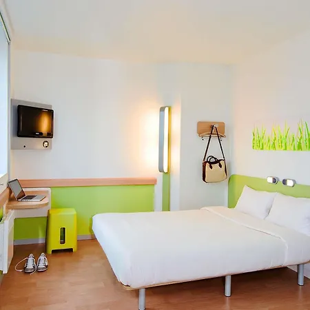 Ibis Budget Remiremont Exterior photo